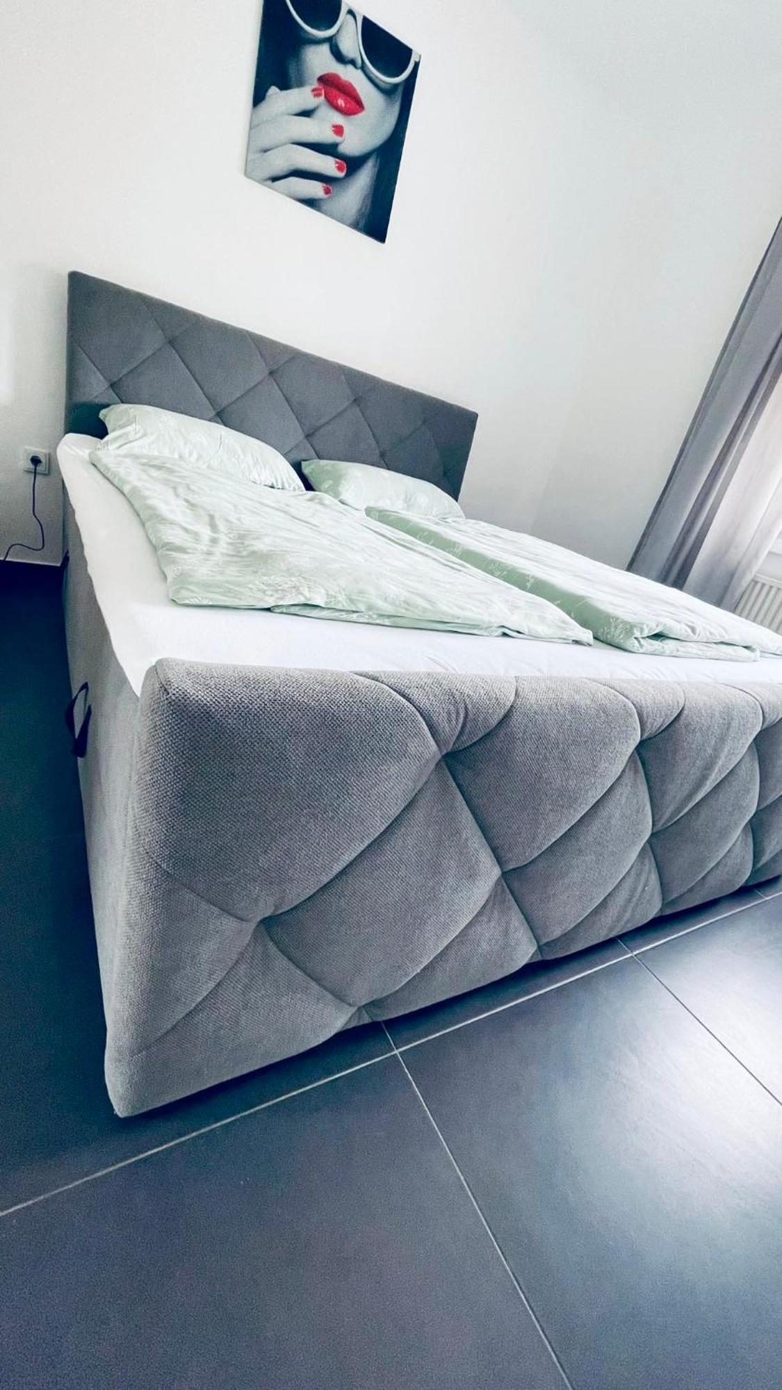 Elegante Apartment In Erftstadt Mit Balkon, Zentral, Bahnhof Nah, Phantasialand Bruehl Bei Cologne 외부 사진