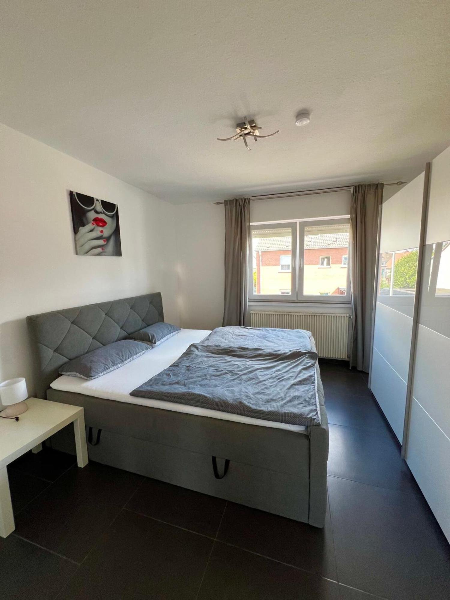 Elegante Apartment In Erftstadt Mit Balkon, Zentral, Bahnhof Nah, Phantasialand Bruehl Bei Cologne 외부 사진